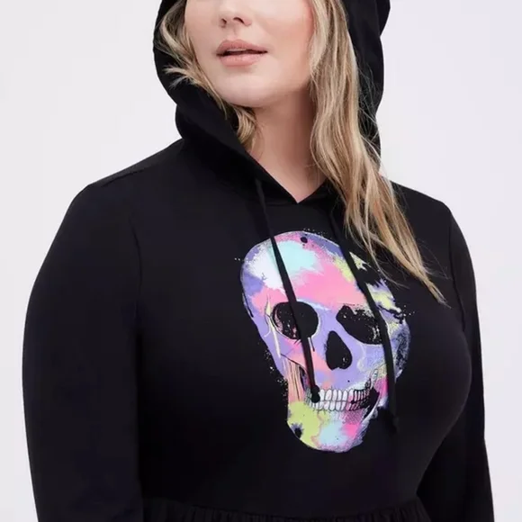 Torrid Black Hooded Skull Graphic Dress – Super Soft Knit Pockets Size 2 NWOT - Picture 2 of 5